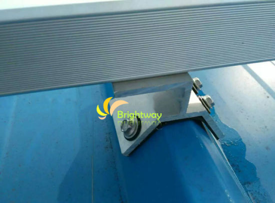 AAJ021 Clamping Aluminium لتركيب نظام الطاقة الشمسية الصلب للألوان السقف