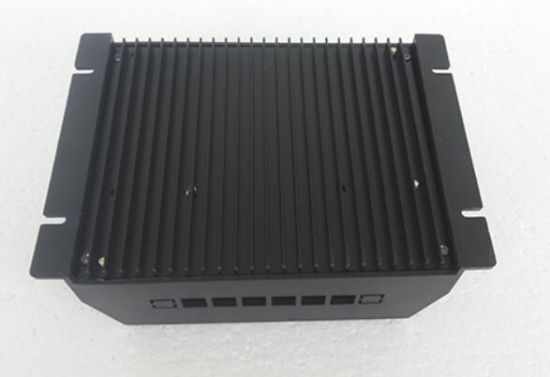 N12V/24V30A وحدة تحكم Solar PWM لنظام الطاقة الشمسية